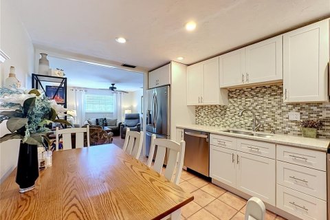 Casa en venta en Holmes Beach, Florida, 3 dormitorios, 90.3 m2 № 2149539 - foto 7