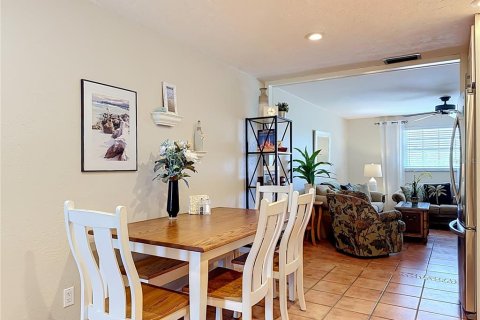 Casa en venta en Holmes Beach, Florida, 3 dormitorios, 90.3 m2 № 2149539 - foto 9