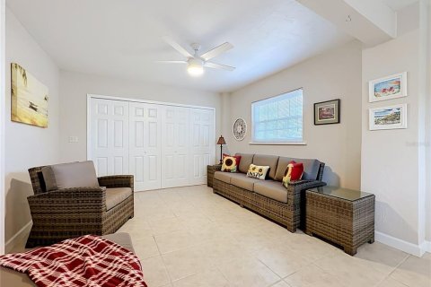 Casa en venta en Holmes Beach, Florida, 3 dormitorios, 90.3 m2 № 2149539 - foto 27