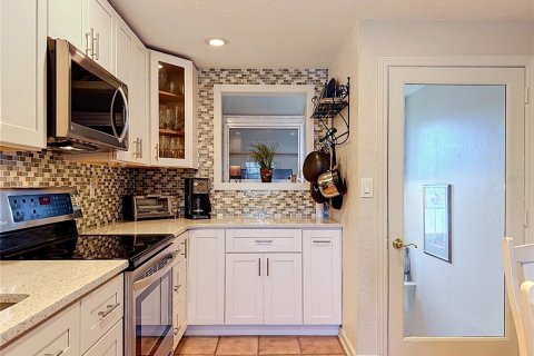 Casa en venta en Holmes Beach, Florida, 3 dormitorios, 90.3 m2 № 2149539 - foto 4