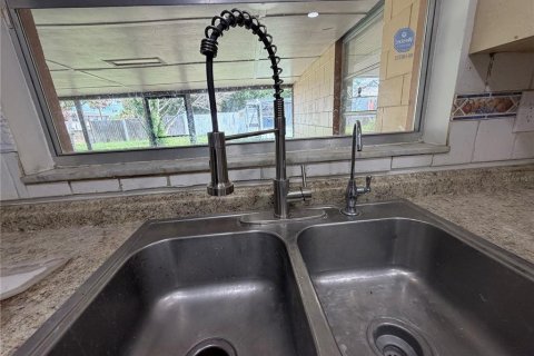 Снять в аренду виллу или дом в Орландо, Флорида 1 комната, 241.55м2, № 2116301 - фото 8