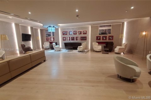 Снять в аренду кондоминиум в Майами, Флорида 2 спальни, 119.47м2, № 1982383 - фото 24