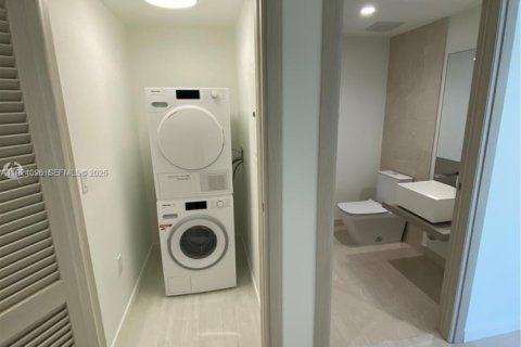 Снять в аренду кондоминиум в Майами, Флорида 2 спальни, 119.47м2, № 1982383 - фото 10