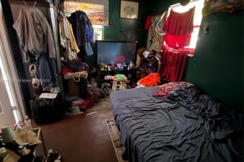 Propiedad comercial en venta en North Miami, Florida, 185.8 m2 № 1971000 - foto 6