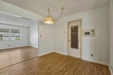 Casa en venta en Boynton Beach, Florida, 2 dormitorios, 96.99 m2 № 2082973 - foto 7