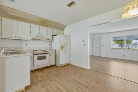 Casa en venta en Boynton Beach, Florida, 2 dormitorios, 96.99 m2 № 2082973 - foto 9