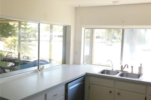 Villa ou maison à vendre à Hudson, Floride: 2 chambres, 141.12 m2 № 1312943 - photo 7