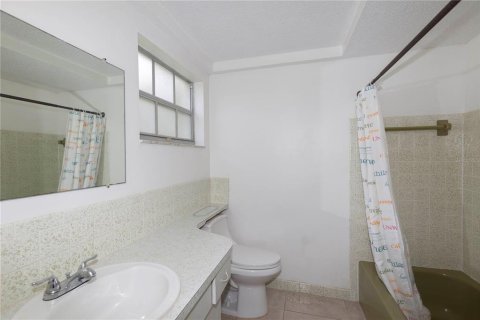 Villa ou maison à vendre à Hudson, Floride: 2 chambres, 141.12 m2 № 1312943 - photo 13