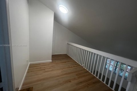 Copropriété à vendre à Fort Lauderdale, Floride: 2 chambres, 94.02 m2 № 1994171 - photo 9