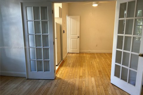 Copropriété à louer à Miami Beach, Floride: 46.45 m2 № 2145693 - photo 8
