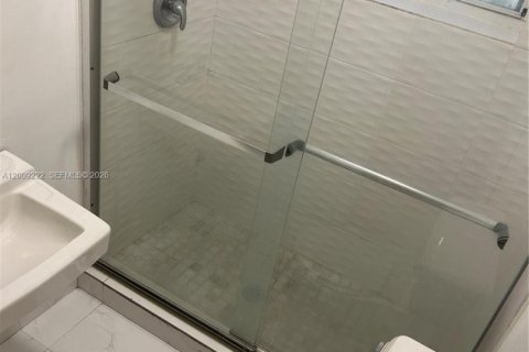 Copropriété à louer à Miami Beach, Floride: 46.45 m2 № 2145693 - photo 14