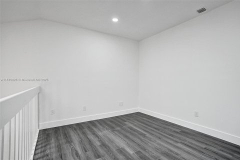 Adosado en venta en North Lauderdale, Florida, 3 dormitorios, 124.12 m2 № 2056874 - foto 17