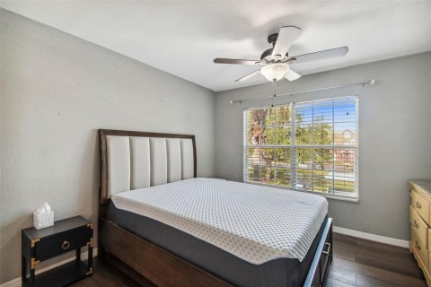 Condo in Tampa, Florida, 2 bedrooms № 2201744 - photo 28