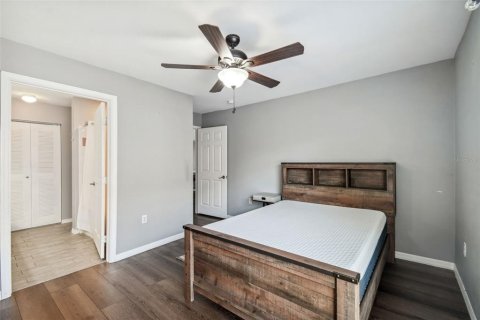 Condo in Tampa, Florida, 2 bedrooms № 2201744 - photo 24