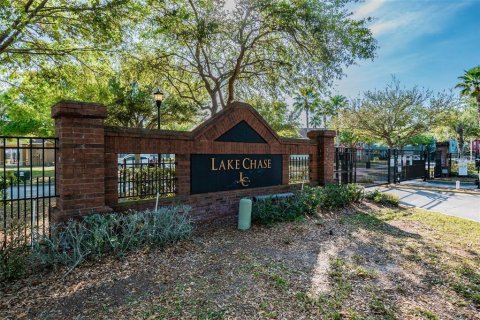 Condo in Tampa, Florida, 2 bedrooms № 2201744 - photo 29