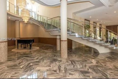 Condominio en alquiler en Miami Beach, Florida, 71.53 m2 № 2047493 - foto 2