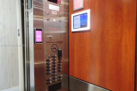 Condominio en alquiler en Miami Beach, Florida, 71.53 m2 № 2047493 - foto 7