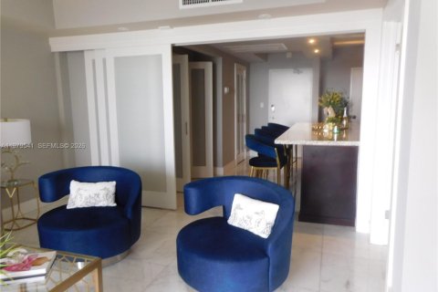 Condominio en alquiler en Miami Beach, Florida, 71.53 m2 № 2047493 - foto 10