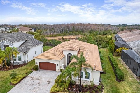 Casa en venta en Wesley Chapel, Florida, 3 dormitorios, 291.43 m2 № 1734719 - foto 2