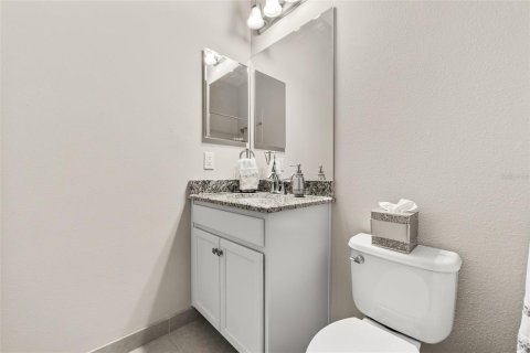 Casa en venta en Wesley Chapel, Florida, 3 dormitorios, 291.43 m2 № 1734719 - foto 29