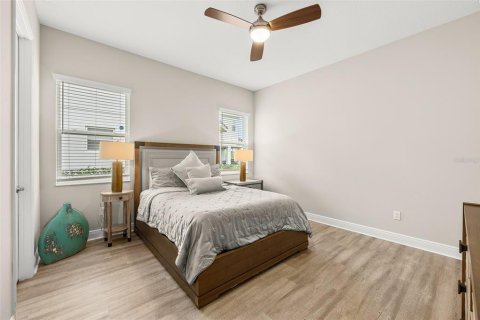 Casa en venta en Wesley Chapel, Florida, 3 dormitorios, 291.43 m2 № 1734719 - foto 27