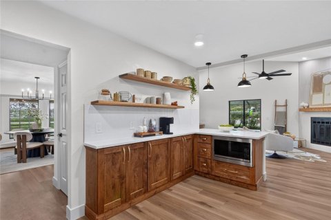 House in Longwood, Florida 4 bedrooms, 199.65 sq.m. № 2395822 - photo 9