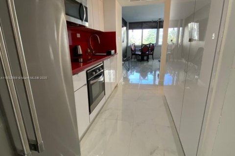 Copropriété à vendre à Sunny Isles Beach, Floride: 1 chambre, 38.09 m2 № 1814263 - photo 3