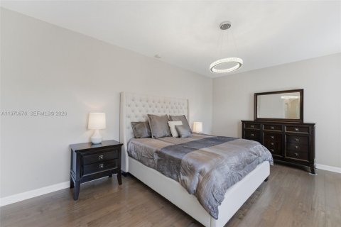 Villa ou maison à vendre à Miami, Floride: 4 chambres, 278.71 m2 № 2040206 - photo 23