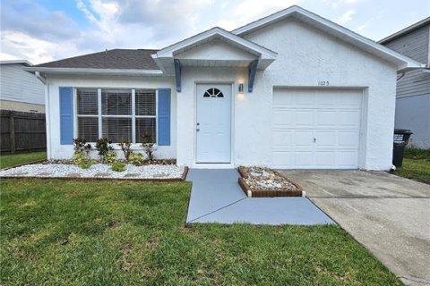 House in Orlando, Florida 3 bedrooms, 97.55 sq.m. № 1736983 - photo 2