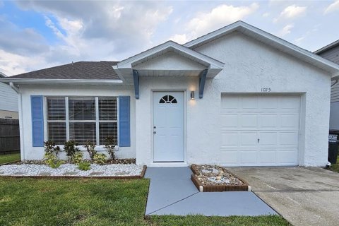 House in Orlando, Florida 3 bedrooms, 97.55 sq.m. № 1736983 - photo 1