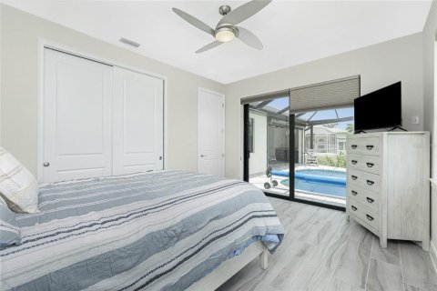 House in Punta Gorda, Florida 3 bedrooms, 215.44 sq.m. № 1782155 - photo 24