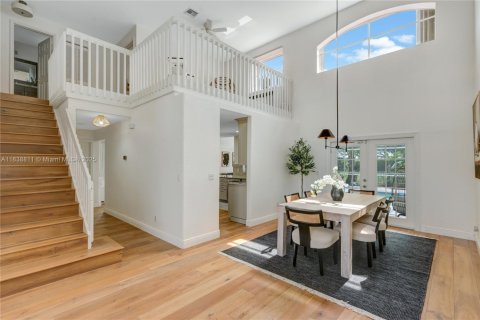 Casa en venta en Pembroke Pines, Florida, 4 dormitorios, 236.53 m2 № 1830113 - foto 5