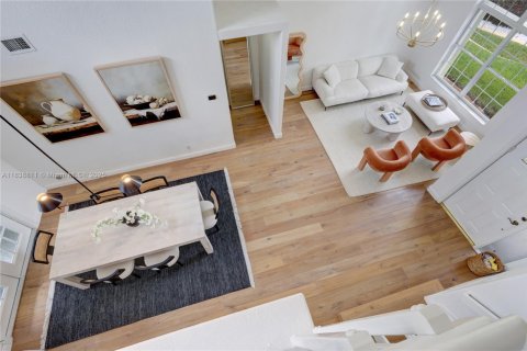 Casa en venta en Pembroke Pines, Florida, 4 dormitorios, 236.53 m2 № 1830113 - foto 18