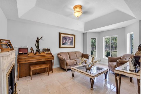 House in Palm Beach Gardens, Florida 5 bedrooms, 309.27 sq.m. № 1865531 - photo 23
