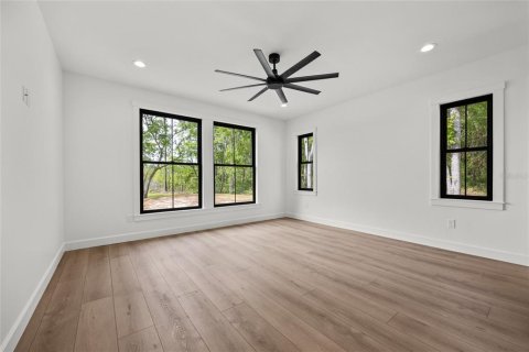 House in Lake City, Florida 4 bedrooms, 278.99 sq.m. № 1652078 - photo 19