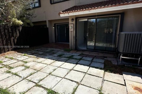 Снять в аренду виллу или дом в Майами, Флорида 3 спальни, 175.59м2, № 2033123 - фото 21