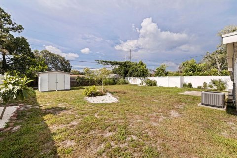 Villa ou maison à vendre à Saint Petersburg, Floride: 3 chambres, 83.8 m2 № 1852868 - photo 16