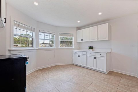 Villa ou maison à vendre à Saint Petersburg, Floride: 3 chambres, 83.8 m2 № 1852868 - photo 5