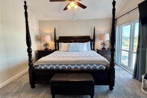 Condo in Madeira Beach, Florida, 1 bedroom  № 2097661 - photo 15