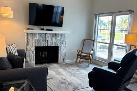 Condo in Madeira Beach, Florida, 1 bedroom  № 2097661 - photo 3