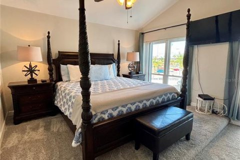 Condo in Madeira Beach, Florida, 1 bedroom  № 2097661 - photo 14