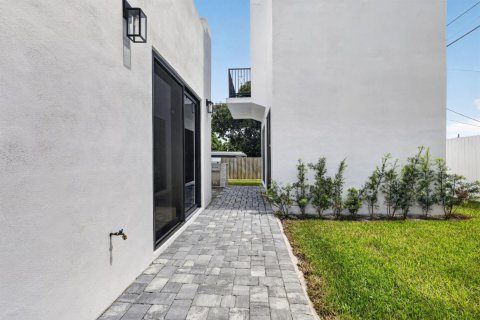 Villa ou maison à vendre à West Palm Beach, Floride: 4 chambres, 172.98 m2 № 2344268 - photo 30