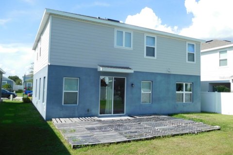 House in Mount Dora, Florida 4 bedrooms, 253.34 sq.m. № 1791361 - photo 2