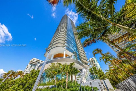 Copropriété à louer à Miami, Floride: 2 chambres, 109.53 m2 № 2242720 - photo 3