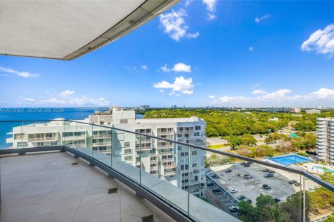 Copropriété à louer à Miami, Floride: 2 chambres, 109.53 m2 № 2242720 - photo 26
