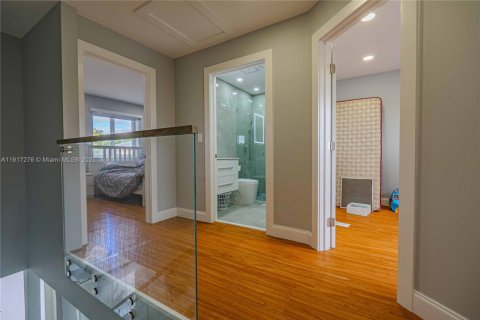 Купить виллу или дом в Майами-Гарденс, Флорида 3 спальни, 141.21м2, № 1973463 - фото 21