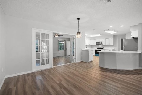 Casa en venta en Lakeland, Florida, 3 dormitorios, 180.79 m2 № 1771608 - foto 16