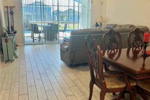 Villa ou maison à vendre à Orlando, Floride: 5 chambres, 259.48 m2 № 2137691 - photo 6
