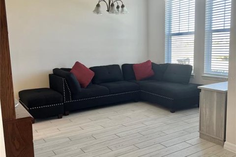 Villa ou maison à vendre à Orlando, Floride: 5 chambres, 259.48 m2 № 2137691 - photo 8