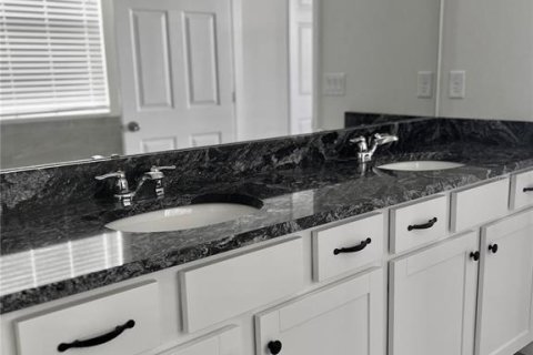 Villa ou maison à vendre à Orlando, Floride: 5 chambres, 259.48 m2 № 2137691 - photo 14